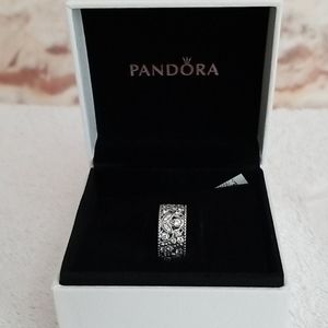 New PANDORA Sterling Silver Shimmering Leaves Ring